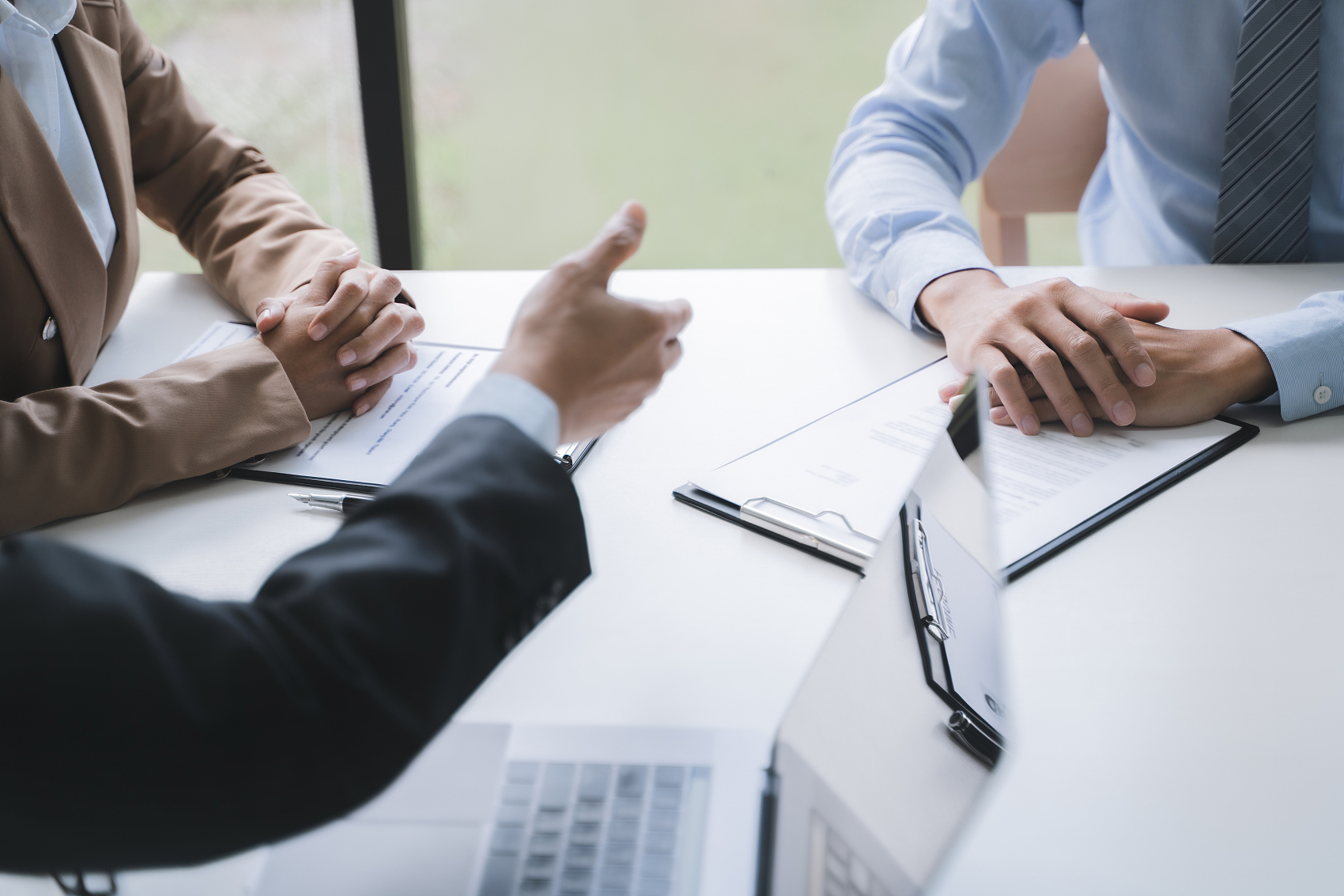 1200亿元大单落地！高端磷酸铁锂成电动车与储能市场核心需求